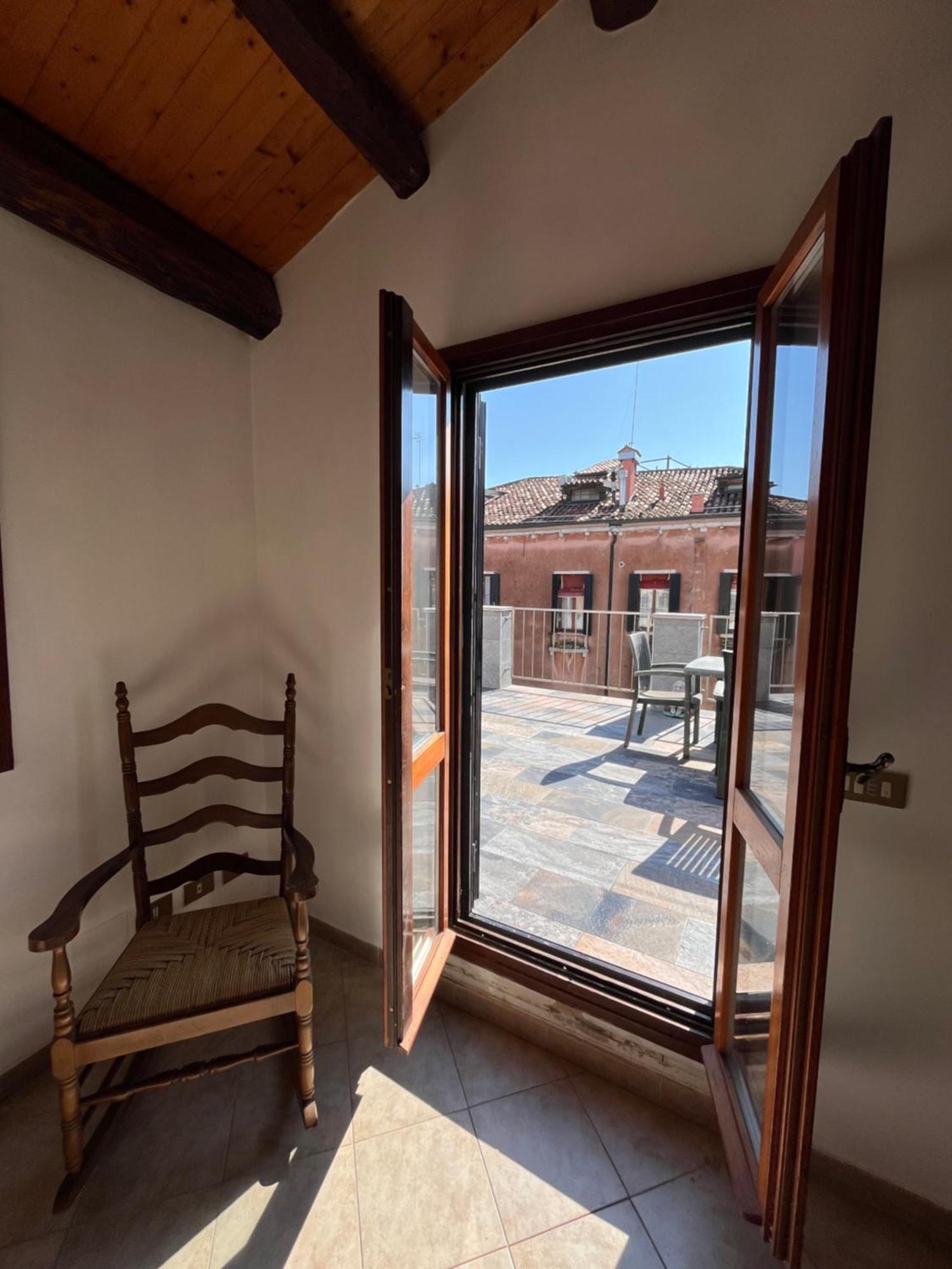 Appartamento Paradiso Veneziano - 2 Bedrooms Flat With Private Terrace