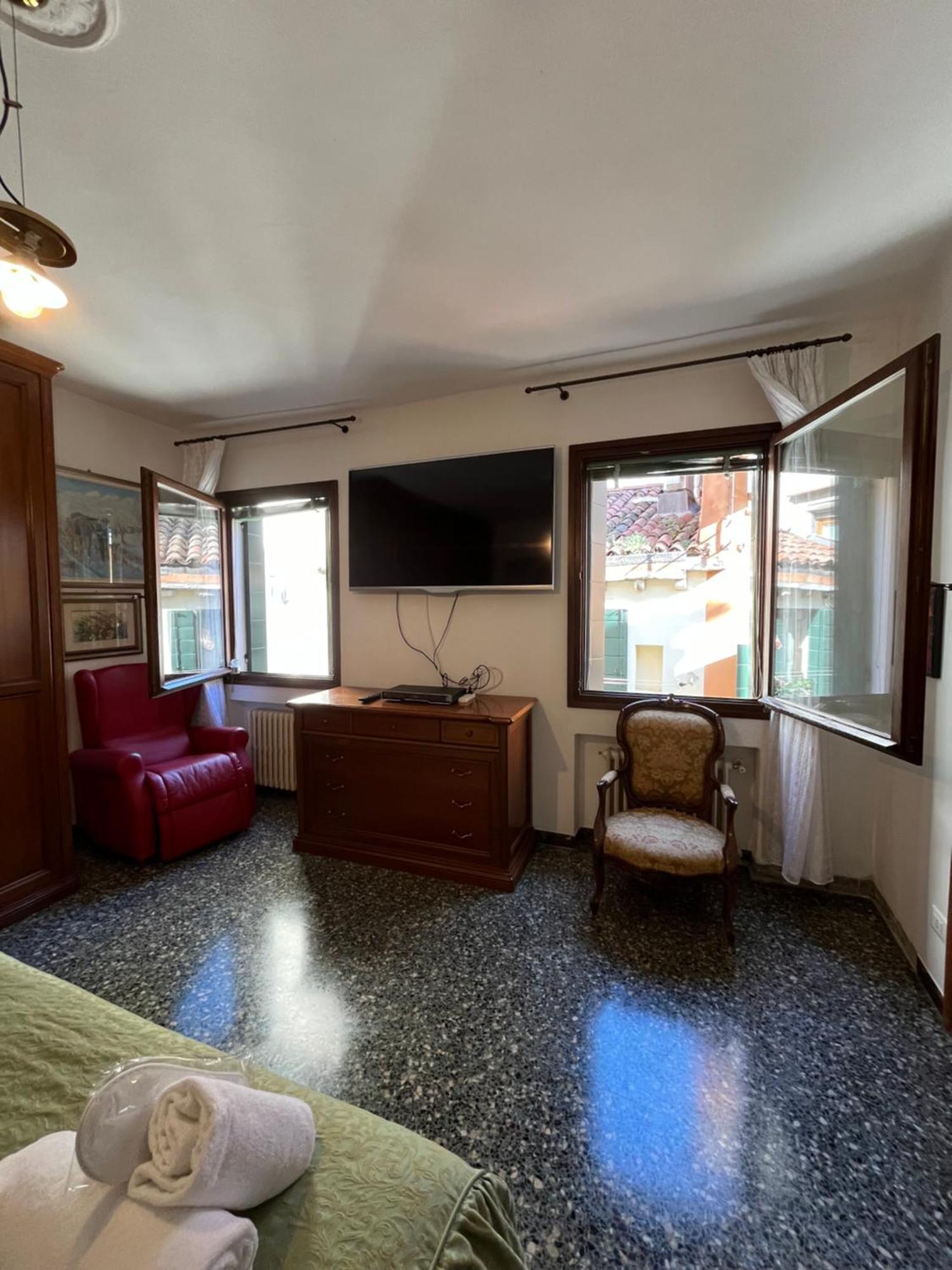 Paradiso Veneziano - 2 Bedrooms Flat With Private Terrace * Venezia